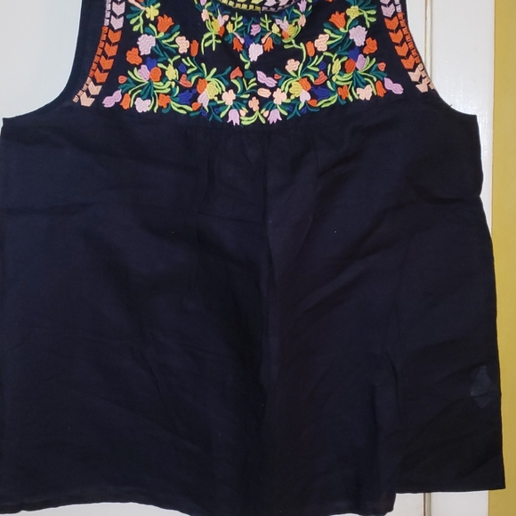 Summer top - Picture 5 of 9